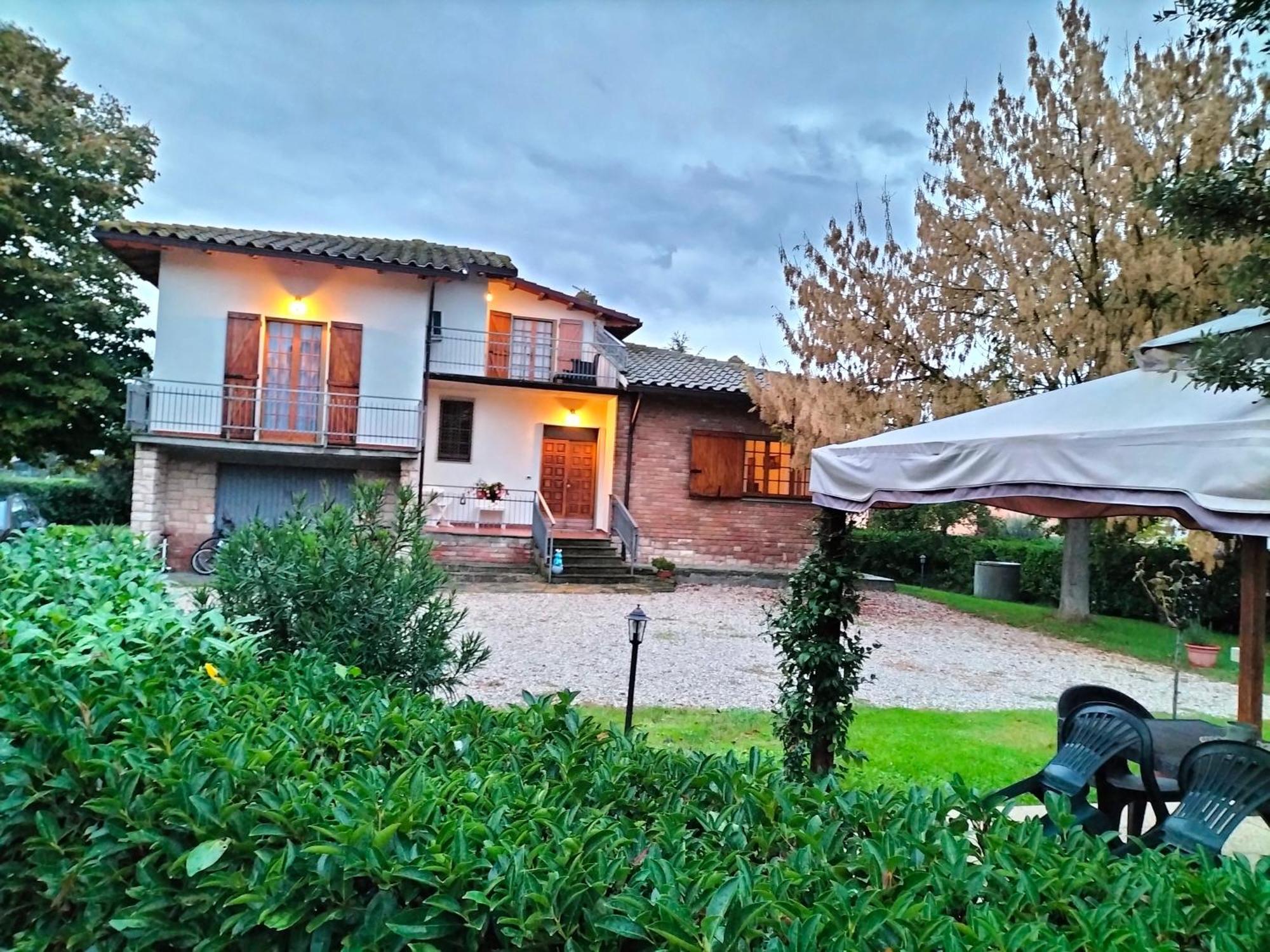 Casa Vacanze Bonardini Castiglione del Lago Exterior photo